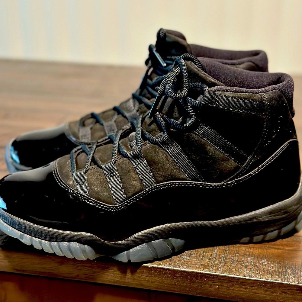 Jordan 11 Cap and Gown